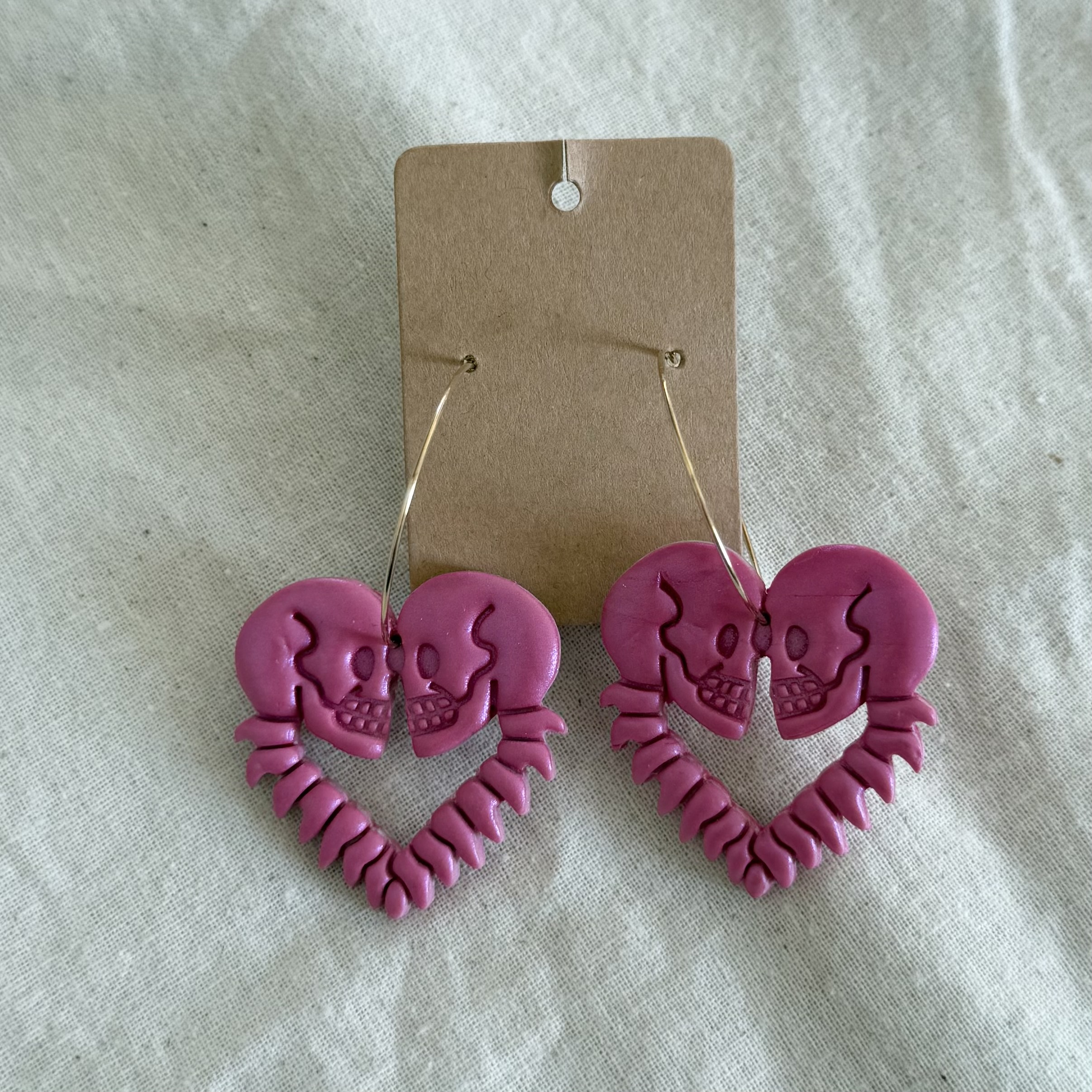 Κρίκοι με νεκροκεφαλές